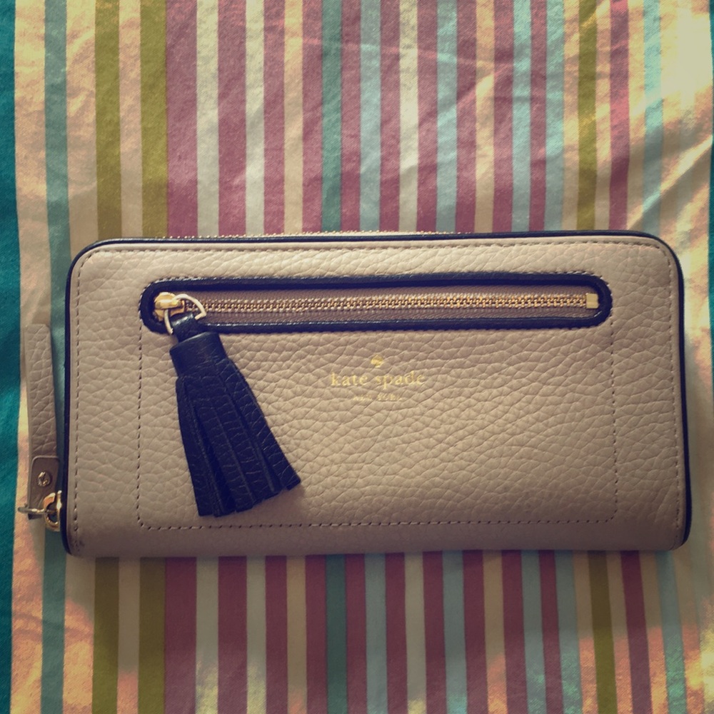 Kate Spade Wallet with Tassle